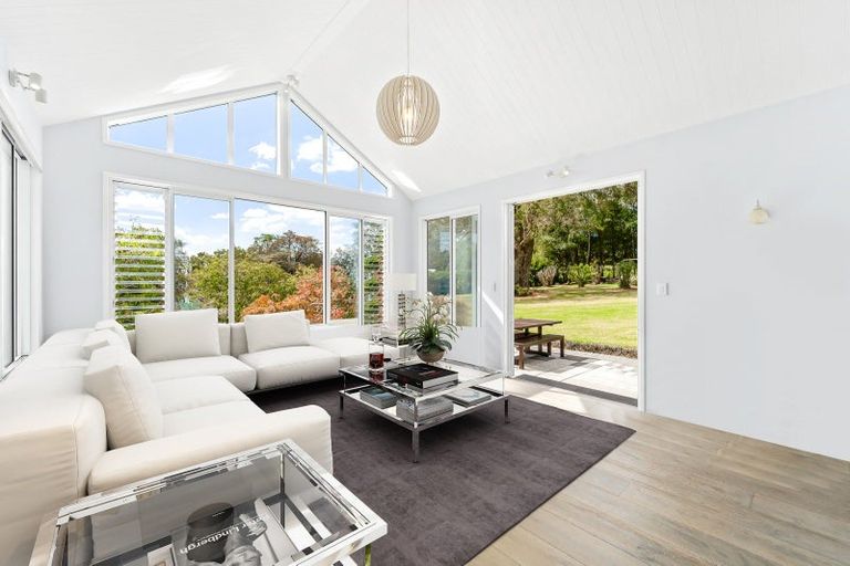 Photo of property in 215 Kaipara Flats Road, Warkworth, 0981