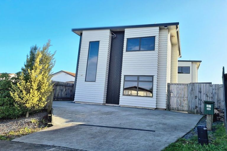 Photo of property in 37 Rothwell Street, Titahi Bay, Porirua, 5022