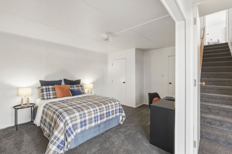 Photo of property in 33 Kent Road, Saint Johns Hill, Whanganui, 4501