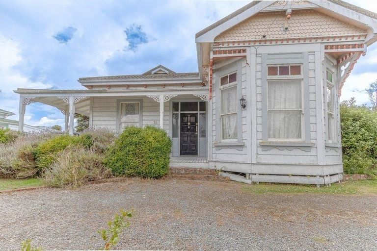 Photo of property in 16 Toia Street, Marton, 4710