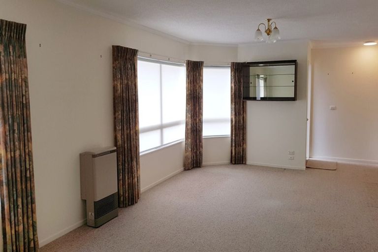 Photo of property in 46u2 Burgess Road, Johnsonville, Wellington, 6037