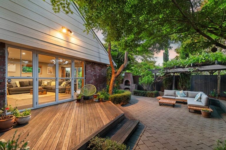 Photo of property in 4 Raxworthy Street, Ilam, Christchurch, 8041