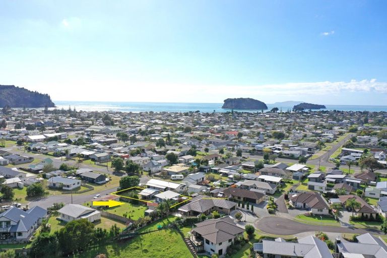 Photo of property in 124 Hampton Road, Whangamata, 3620