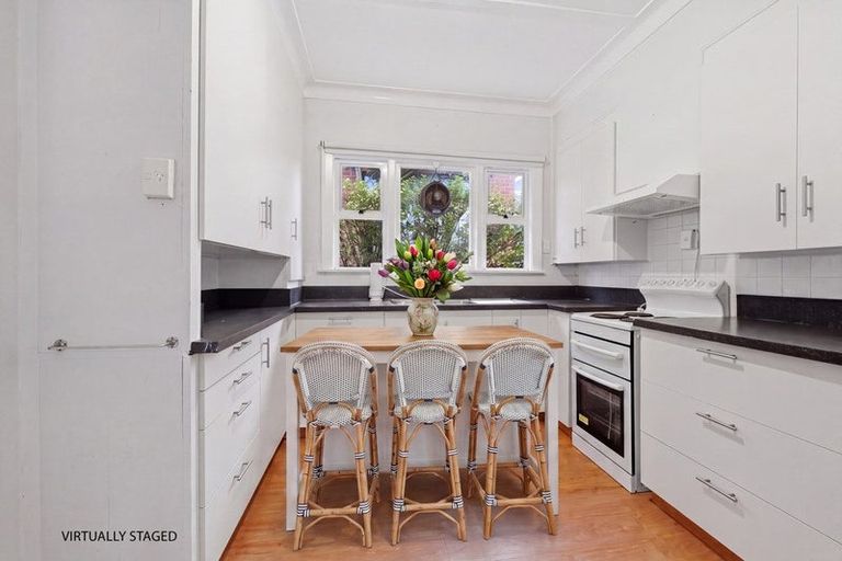 Photo of property in 51 Oakland Street, Andersons Bay, Dunedin, 9013