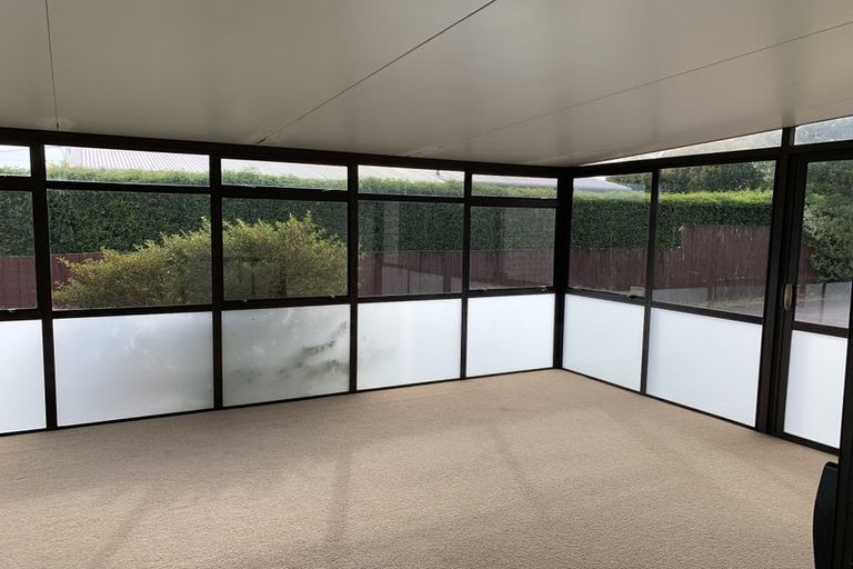 Photo of property in 383 Hobsonville Road, Hobsonville, Auckland, 0618