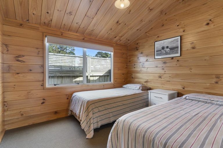 Photo of property in 28 Oceanair Drive, Pauanui, Hikuai, 3579