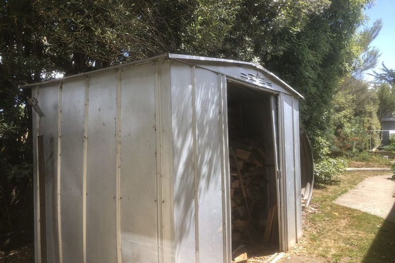 Photo of property in 16 Douglas Road, Waipukurau, 4200