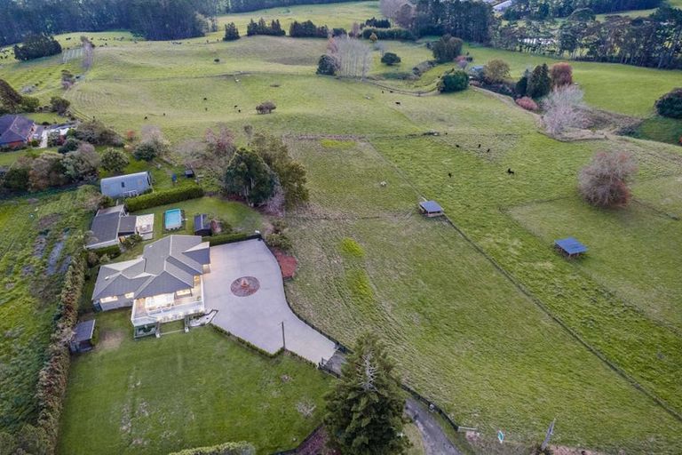 Photo of property in 247 Burtt Road, Paerata, Drury, 2578