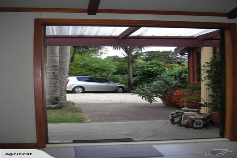 Photo of property in 15 The Glade South, Pukekohe, 2120
