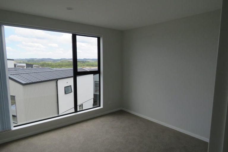 Photo of property in 167a Wainui Road, Silverdale, 0932