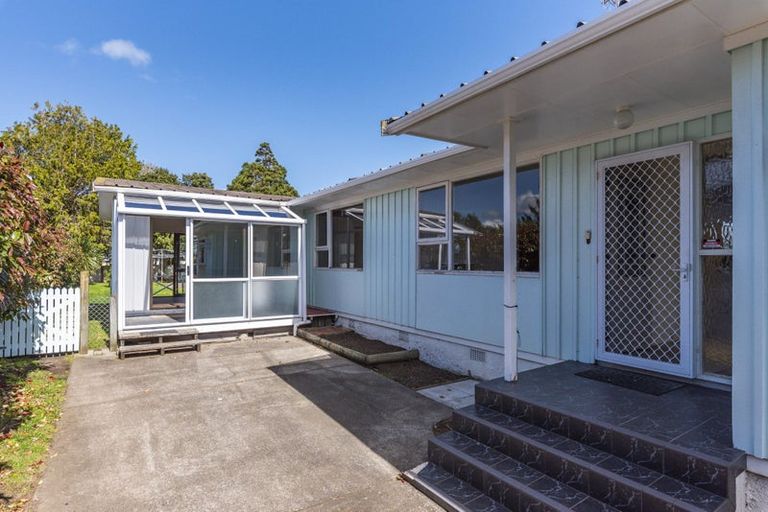 Photo of property in 24 Makarini Street, Paraparaumu, 5032