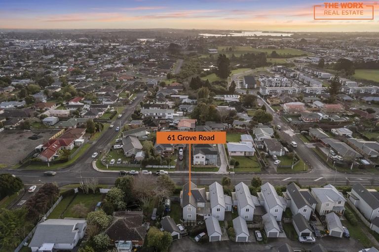 Photo of property in 61 Grove Road, Papakura, 2110
