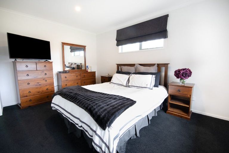 Photo of property in 21 Hurunui Drive, Te Awa, Napier, 4110
