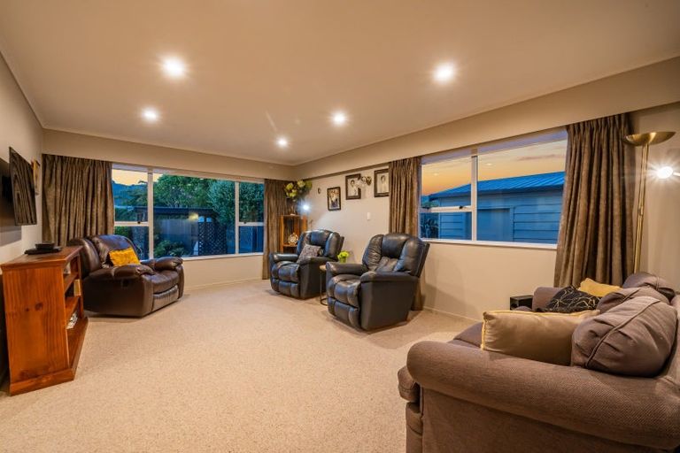 Photo of property in 16a Stephen Street, Trentham, Upper Hutt, 5018