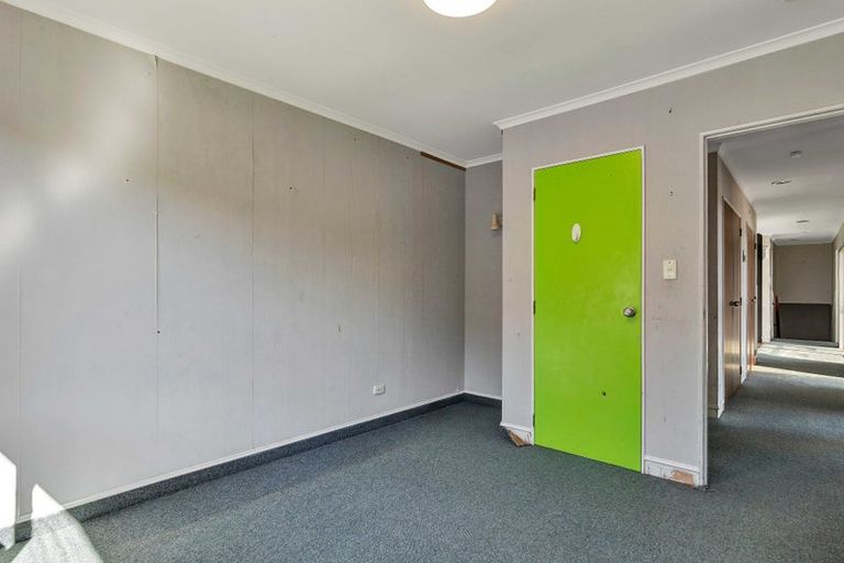 Photo of property in 66 Karina Road, Merrilands, New Plymouth, 4312