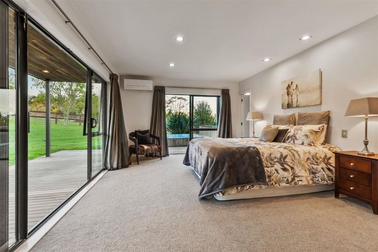 Photo of property in 206 Trigg Road, Kumeu, 0891