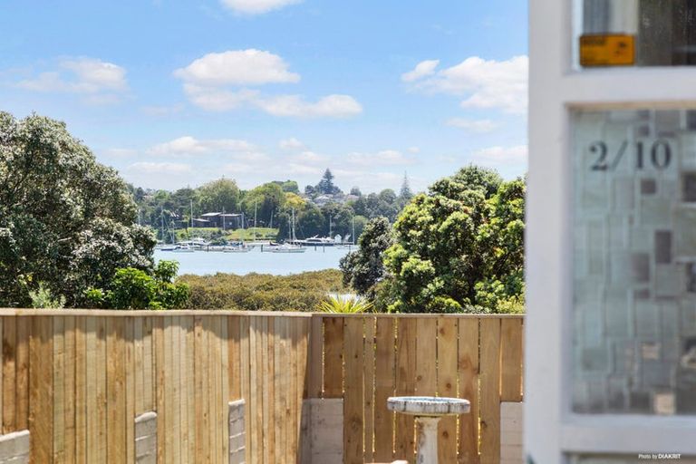 Photo of property in 2/10 Kentigern Close, Pakuranga, Auckland, 2010