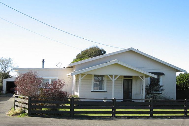 Photo of property in 9 Oxford Street, Marton, 4710