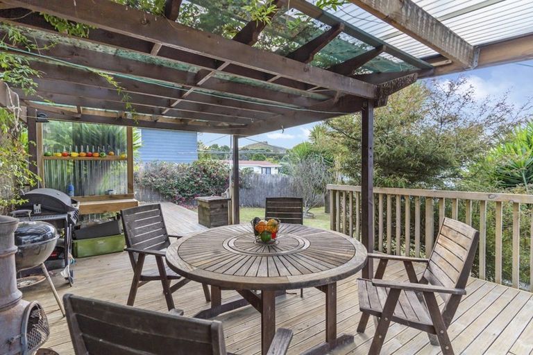 Photo of property in 104 Patiki Place, Whangamata, 3620