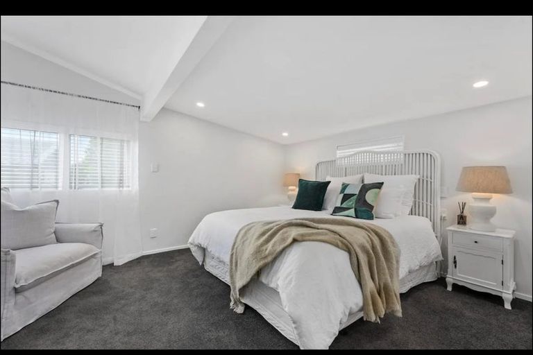 Photo of property in 996 Papamoa Beach Road, Papamoa Beach, Papamoa, 3118