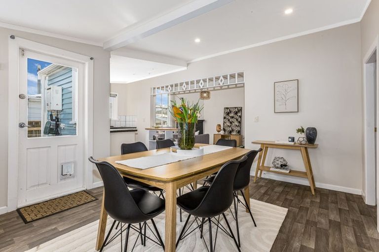 Photo of property in 11 Angus Avenue, Berhampore, Wellington, 6023