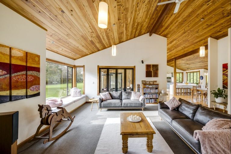 Photo of property in 260 Havelock Road, Akina, Hastings, 4122