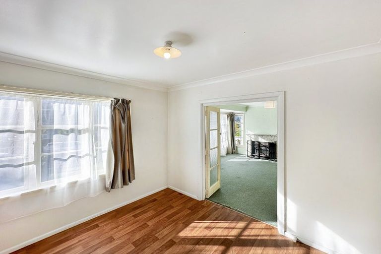 Photo of property in 8a Bledisloe Crescent, Wainuiomata, Lower Hutt, 5014