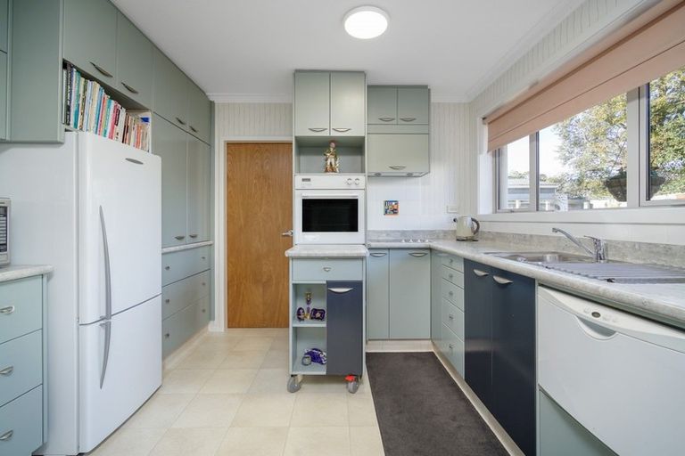 Photo of property in 17 Molesworth Place, Somerfield, Christchurch, 8024