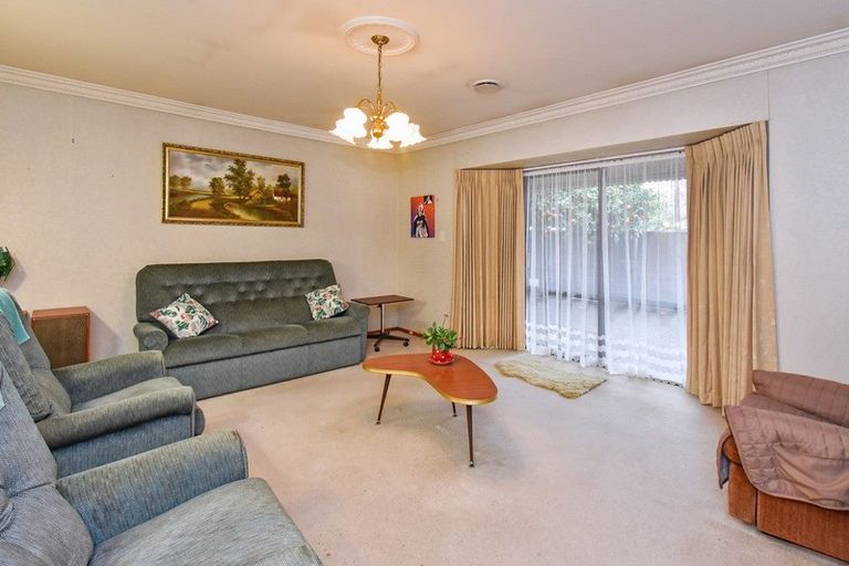 Photo of property in 2/33 Laurie Avenue, Papakura, 2110