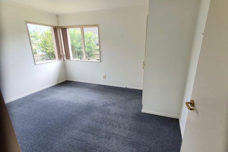 Photo of property in 5 The Boulevard, Red Beach, 0932