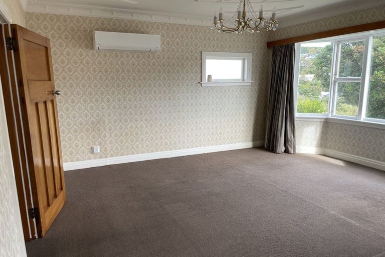 Photo of property in 3 Humber Street, Island Bay, Wellington, 6023