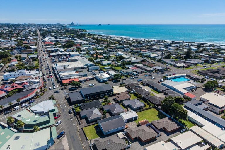 Photo of property in 5b Clemow Road, Fitzroy, New Plymouth, 4312