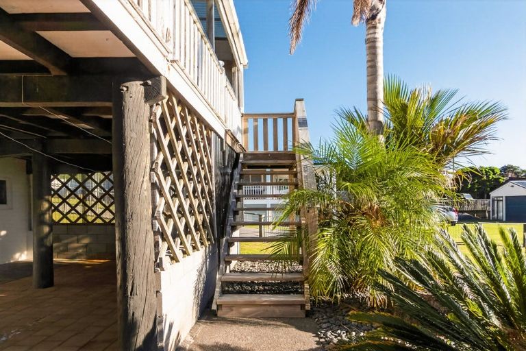 Photo of property in 102 Newcastle Street, Mahia, 4198