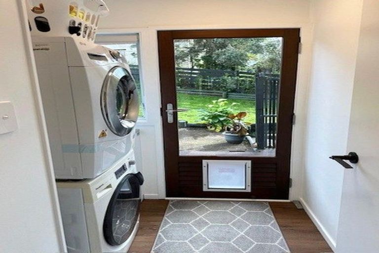 Photo of property in 6/25 Orion Place, Hillcrest, Auckland, 0627