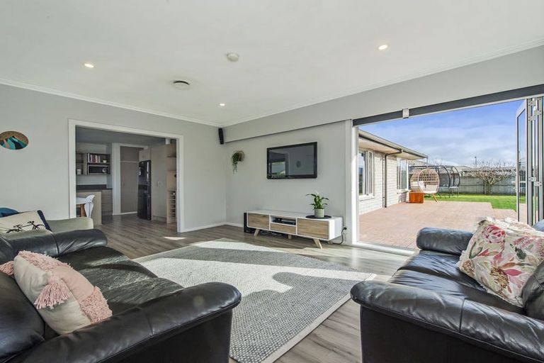 Photo of property in 9 Bellina Place, Broomfield, Christchurch, 8042