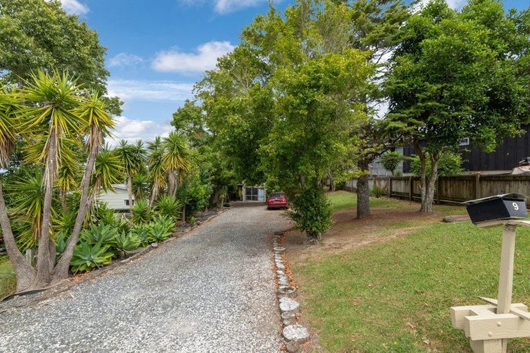 Photo of property in 9 Poplar Road, Stanmore Bay, Whangaparaoa, 0932