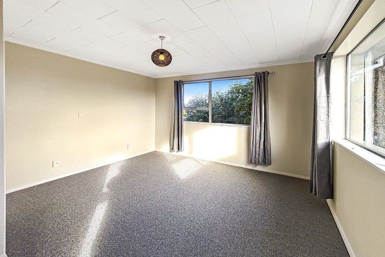 Photo of property in 4b Earnley Street, Rangiora, 7400