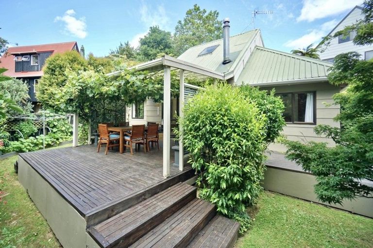 Photo of property in 14 Nettlingham Place, Te Puke, 3119