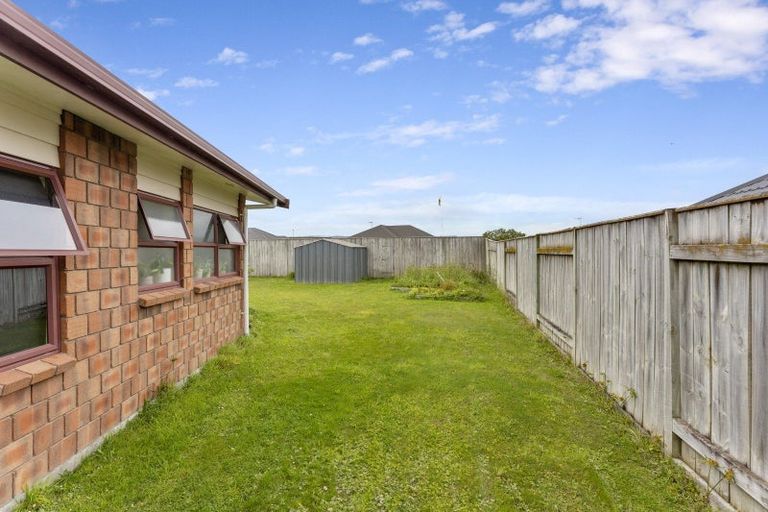 Photo of property in 52 Geneva Terrace, Kelvin Grove, Palmerston North, 4414