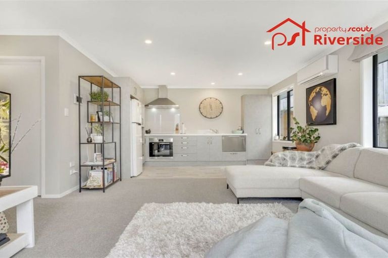 Photo of property in 3/142 Forest Lake Road, Forest Lake, Hamilton, 3200