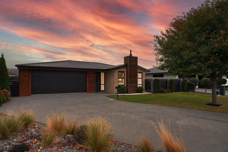 Photo of property in 20 Loxley Place, Lincoln, 7608