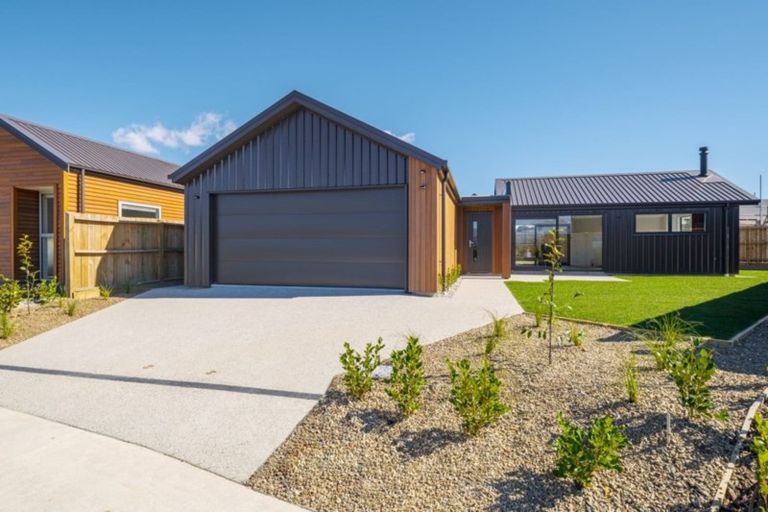 Photo of property in 5 Merivale Avenue, Wanaka, 9305