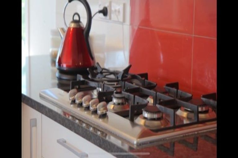 Photo of property in 4 Halder Place, Torbay, Auckland, 0632