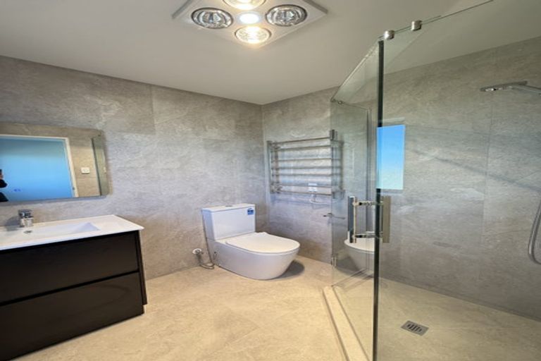Photo of property in 8 Kapeta Lane, Karaka, 2113