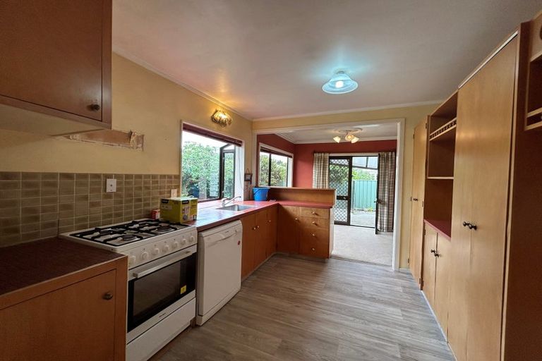 Photo of property in 1 Chester Street, Taradale, Napier, 4112