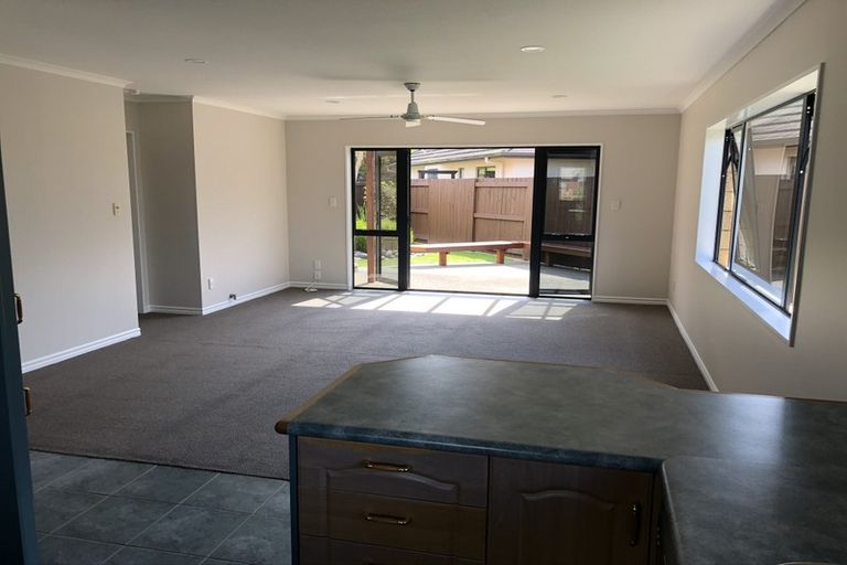 Photo of property in 76 Sovereign Drive, Papamoa Beach, Papamoa, 3118