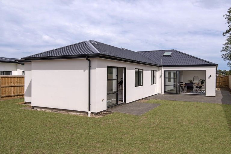 Photo of property in 12 Dynes Road, Rolleston, 7615