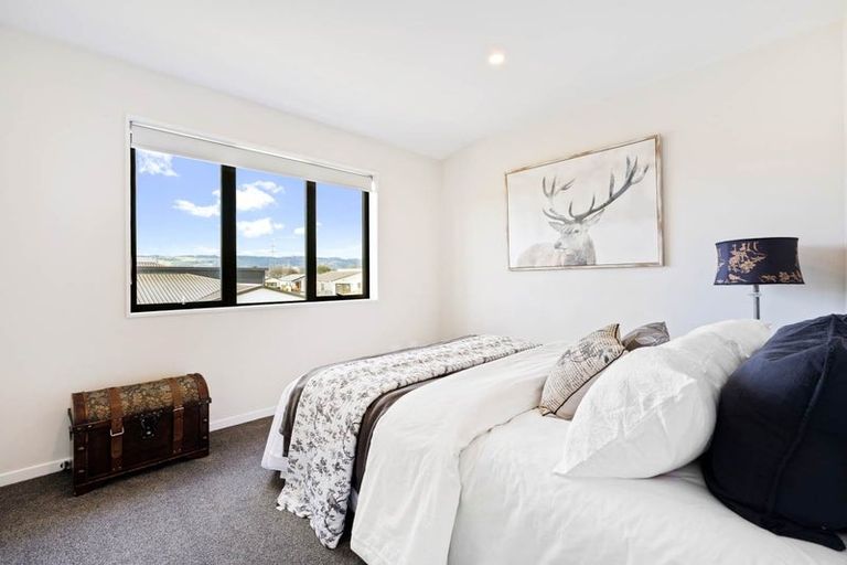 Photo of property in 30 Auranga Drive, Karaka, 2113