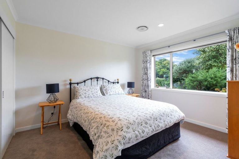 Photo of property in 11 Byron Brown Place, Otaki Beach, Otaki, 5512