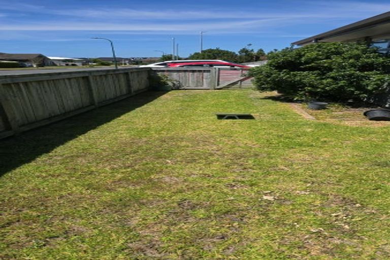 Photo of property in 7 Fuller Street, Papamoa Beach, Papamoa, 3118